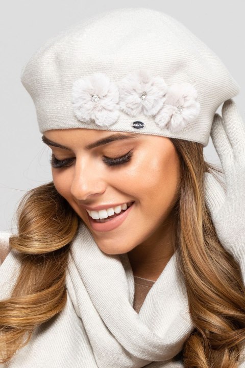 Beret Model Alaska Beige - Kamea Beret Model Alaska Beige - Kamea