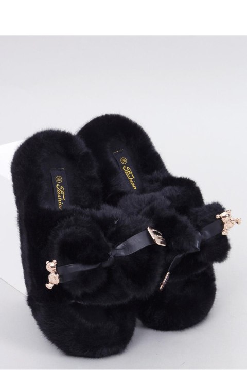 Kapcie futrzane z kokardą i misiem BURANO BLACK - Inello Kapcie futrzane z kokardą i misiem BURANO BLACK - Inello