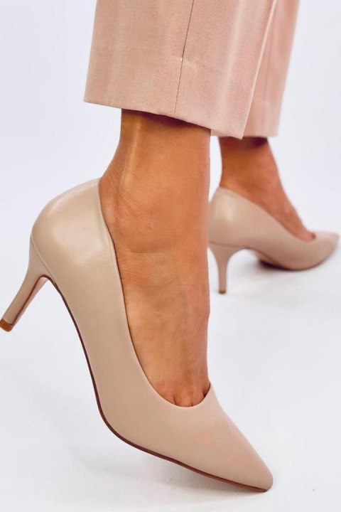 Czółenka na niskiej szpilce LAURYN BEIGE - Inello Czółenka na niskiej szpilce LAURYN BEIGE - Inello