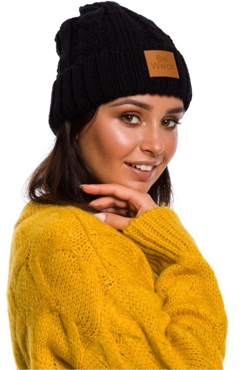 Czapka Damska Model BK043 Black - BE Knit Czapka Damska Model BK043 Black - BE Knit
