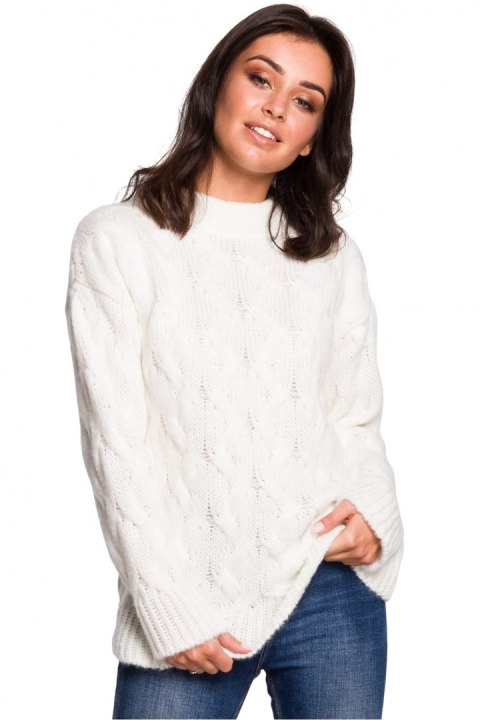 Sweter Damski Model BK038 Ecru - BE Knit Sweter Damski Model BK038 Ecru - BE Knit