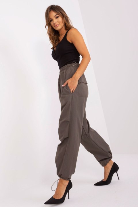 Spodnie Damskie Model TW-SP-OB056.86P Khaki - Och Bella Spodnie Damskie Model TW-SP-OB056.86P Khaki - Och Bella