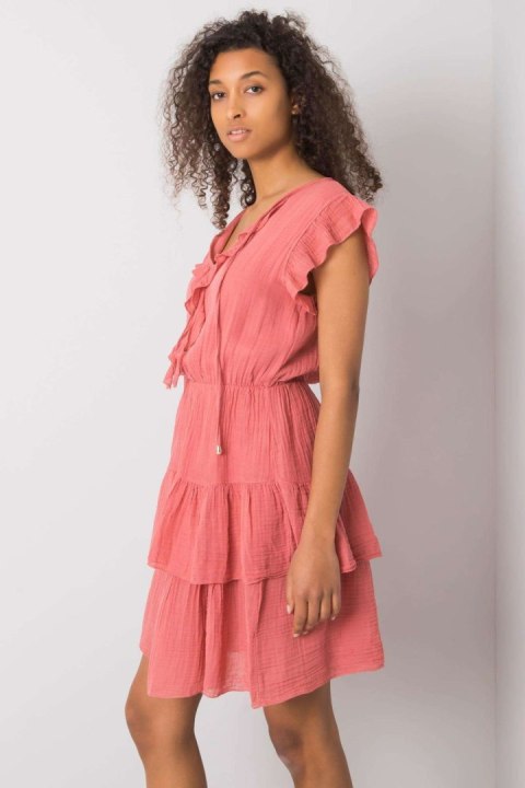 Sukienka Model TW-SK-BI-26594.36P Pink - Och Bella Sukienka Model TW-SK-BI-26594.36P Pink - Och Bella