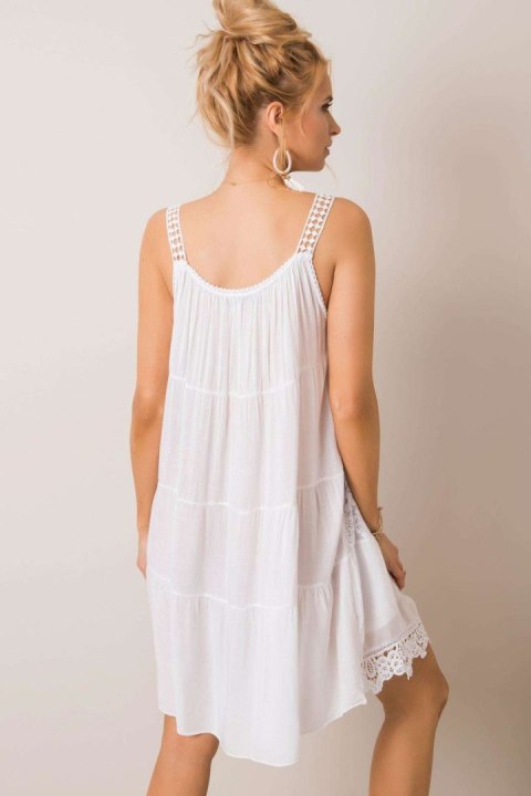 Sukienka Model TW-SK-BI-81593.28 White - Och Bella Sukienka Model TW-SK-BI-81593.28 White - Och Bella