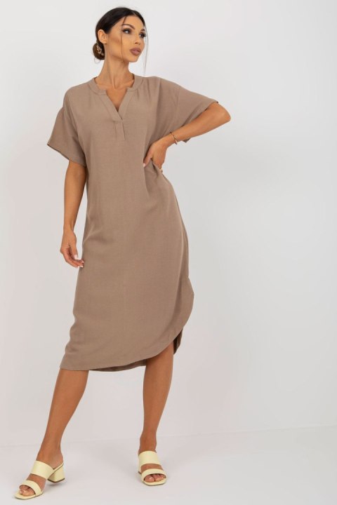 Sukienka Model TW-SK-BE-AZ101.40P Dark Beige - Och Bella Sukienka Model TW-SK-BE-AZ101.40P Dark Beige - Och Bella