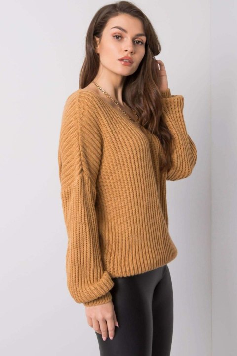 Sweter Damski Model TW-SW-BI-19710.11 Camel - Och Bella Sweter Damski Model TW-SW-BI-19710.11 Camel - Och Bella