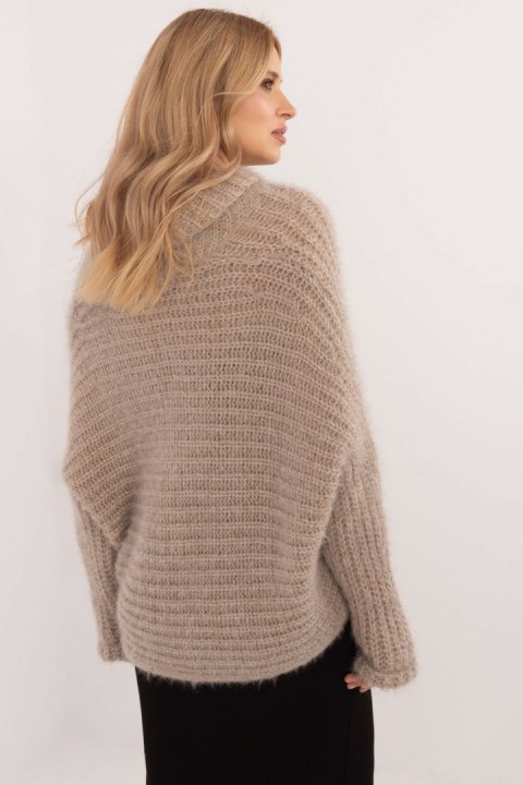 Sweter Damski Model TW-SW-BI-25002.88P Beige - Och Bella Sweter Damski Model TW-SW-BI-25002.88P Beige - Och Bella
