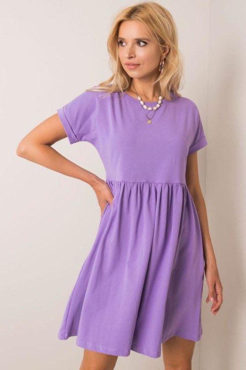 Sukienka Model RV-SK-5672.03P Violet - Rue Paris Sukienka Model RV-SK-5672.03P Violet - Rue Paris