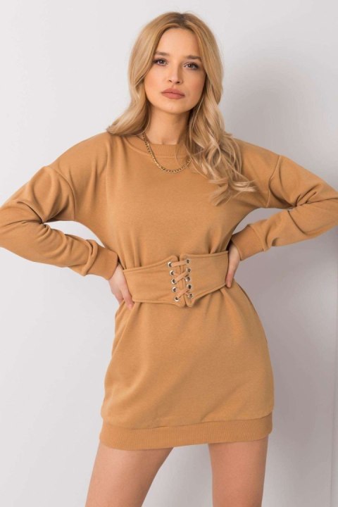 Sukienka Model RV-SK-6179.09 Camel - Rue Paris Sukienka Model RV-SK-6179.09 Camel - Rue Paris