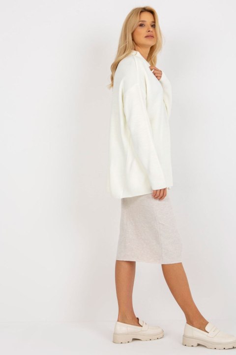 Sweter Damski Model LC-SW-2261.00P Ecru - Rue Paris Sweter Damski Model LC-SW-2261.00P Ecru - Rue Paris