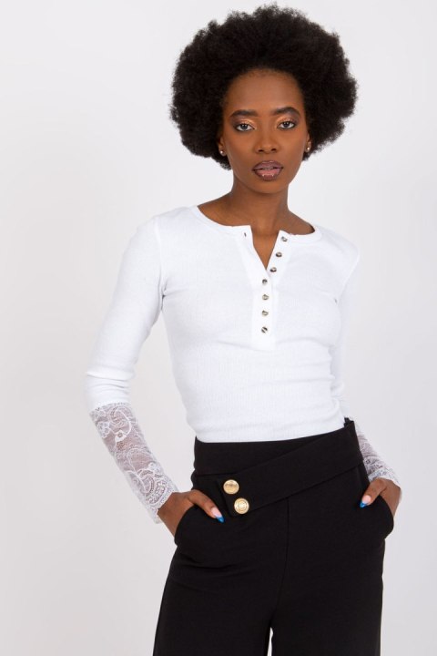 Bluzka Model RV-BZ-7532.29 White - Rue Paris Bluzka Model RV-BZ-7532.29 White - Rue Paris