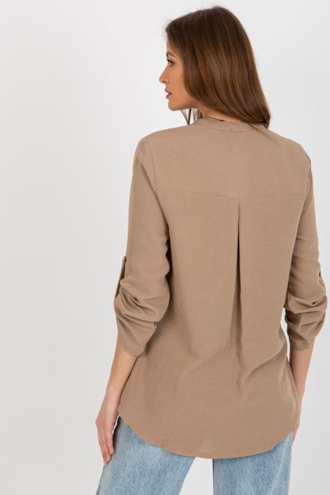 Bluzka Model WN-KS-VE51.11X Dark Beige - Rue Paris Bluzka Model WN-KS-VE51.11X Dark Beige - Rue Paris