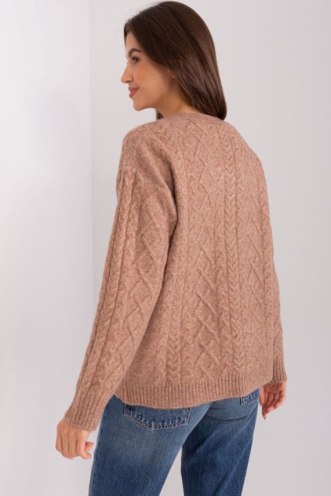 Sweter Damski Model AT-SW-2358.31 Light Brown - AT Sweter Damski Model AT-SW-2358.31 Light Brown - AT