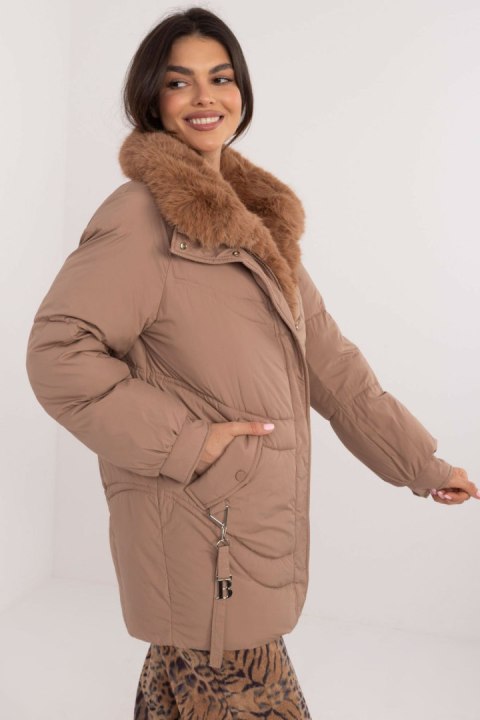 Kurtka Damska Model MBM-KR-2686.50P Light Brown - MBM Kurtka Damska Model MBM-KR-2686.50P Light Brown - MBM