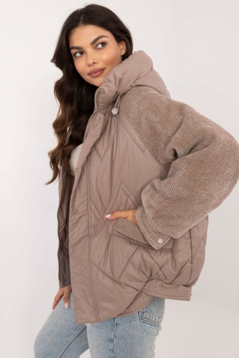 Kurtka Damska Model MBM-KR-AJ218-003.16P Light Brown - MBM Kurtka Damska Model MBM-KR-AJ218-003.16P Light Brown - MBM