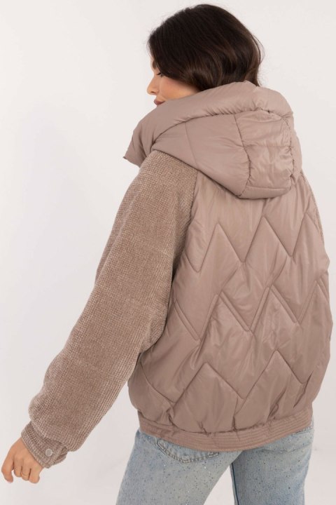 Kurtka Damska Model MBM-KR-AJ218-003.16P Light Brown - MBM Kurtka Damska Model MBM-KR-AJ218-003.16P Light Brown - MBM
