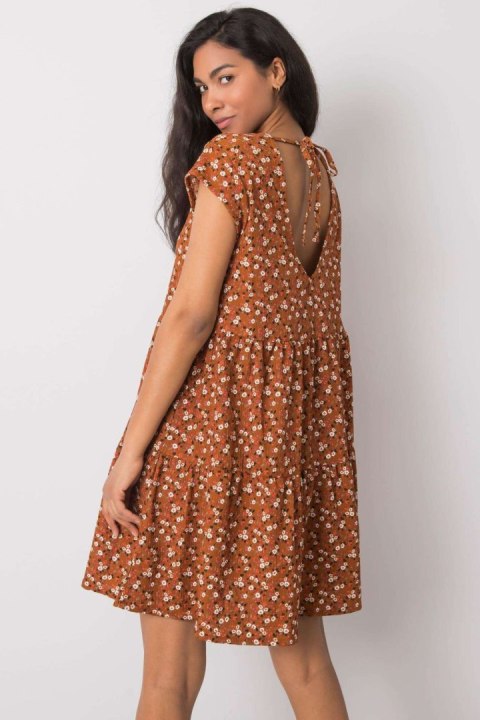 Sukienka Model D50051Z30268 Light Brown - Stitch&Soul Sukienka Model D50051Z30268 Light Brown - Stitch&Soul