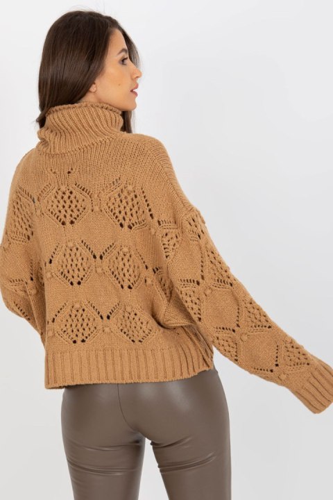Sweter Damski Model EM-SW-1037-01.24X Camel - EM Sweter Damski Model EM-SW-1037-01.24X Camel - EM