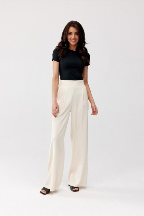 Spodnie Damskie Model Alaya BEJ SPD0032 Light Beige - Roco Fashion Spodnie Damskie Model Alaya BEJ SPD0032 Light Beige - Roco Fashion