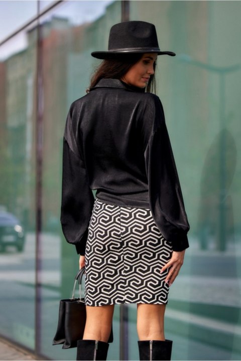 Koszula Damska Model CZA 0149 Black - Roco Fashion Koszula Damska Model CZA 0149 Black - Roco Fashion