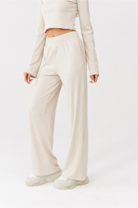Spodnie Damskie Model Hanne BEJ SPD0029 Light Beige - Roco Fashion Spodnie Damskie Model Hanne BEJ SPD0029 Light Beige - Roco Fashion