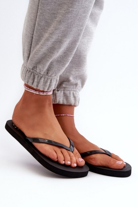 Sandał Japonki Model 4FMM00FFLIF018-21S Black - Step in style Sandał Japonki Model 4FMM00FFLIF018-21S Black - Step in style