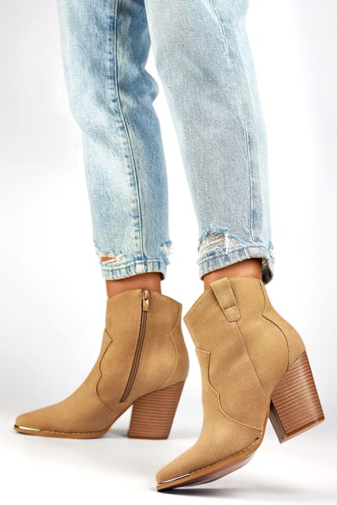 Botki Model A5618-8BE Beige - PRIMO Botki Model A5618-8BE Beige - PRIMO