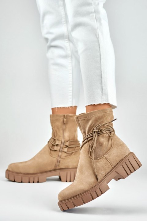 Botki Model DE1127NU Beige Zamsz - PRIMO Botki Model DE1127NU Beige Zamsz - PRIMO