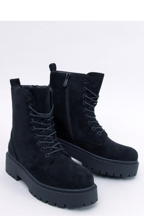 Botki na platformie sznurowane BURSE BLACK - Inello Botki na platformie sznurowane BURSE BLACK - Inello