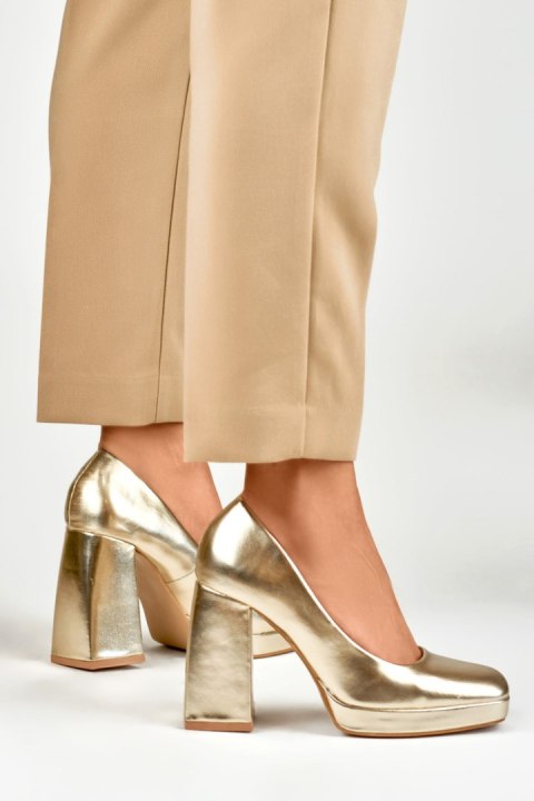 Czółenka Model M045GO Gold - PRIMO Czółenka Model M045GO Gold - PRIMO