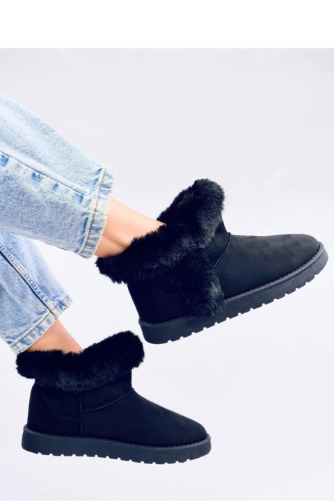Emusy krótkie z futerkiem SISSOI BLACK - Inello Emusy krótkie z futerkiem SISSOI BLACK - Inello